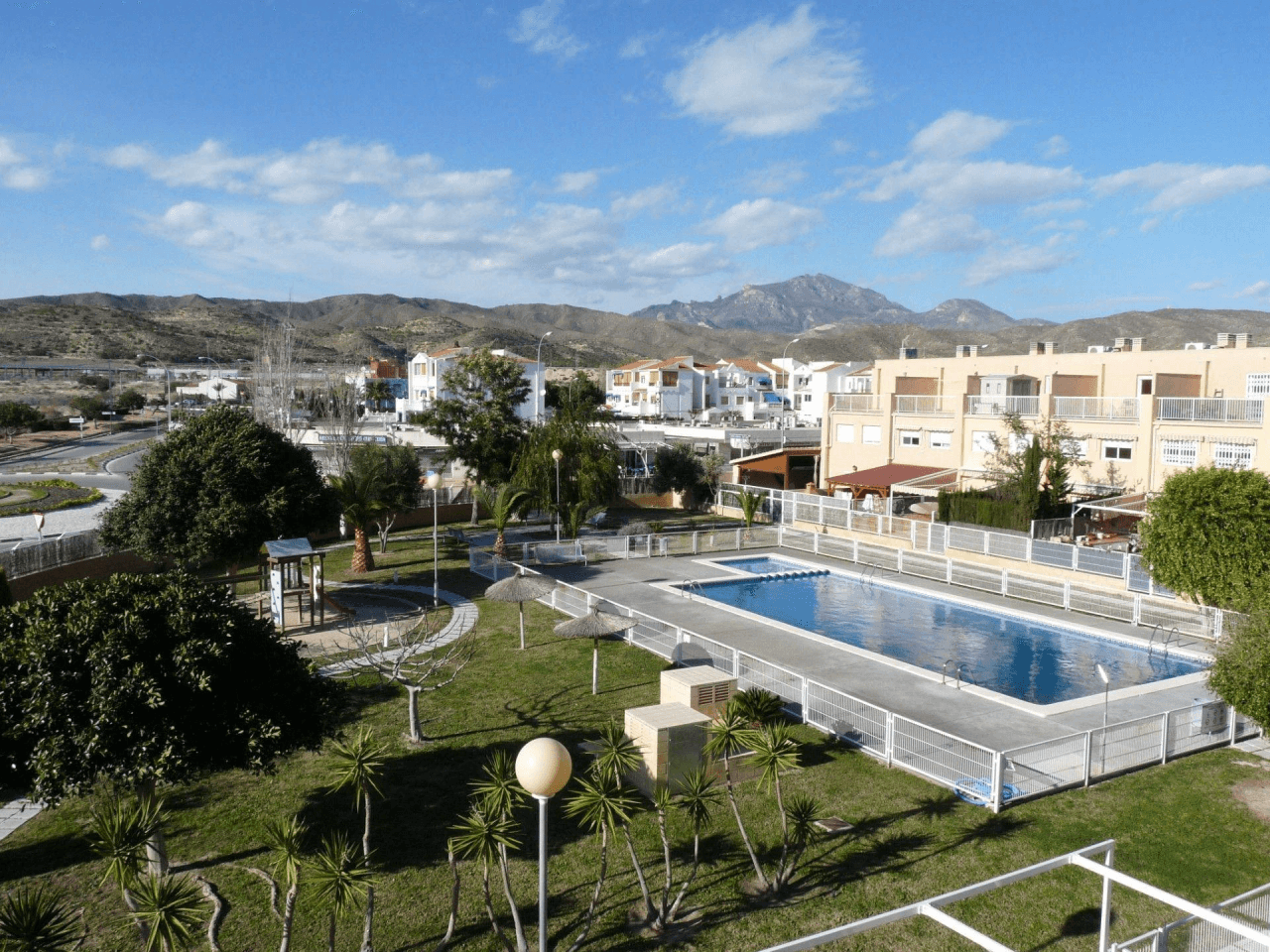 Bungalow zum Verkauf mit 6 Zimmern in El Campello, Alicante