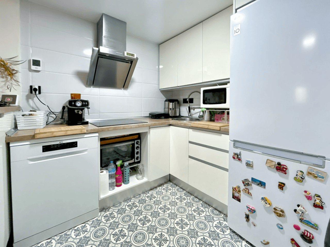 Bungalow renoviert in El Campello, Amerador: 3 Schlafzimmer, 2 Badezimmer.