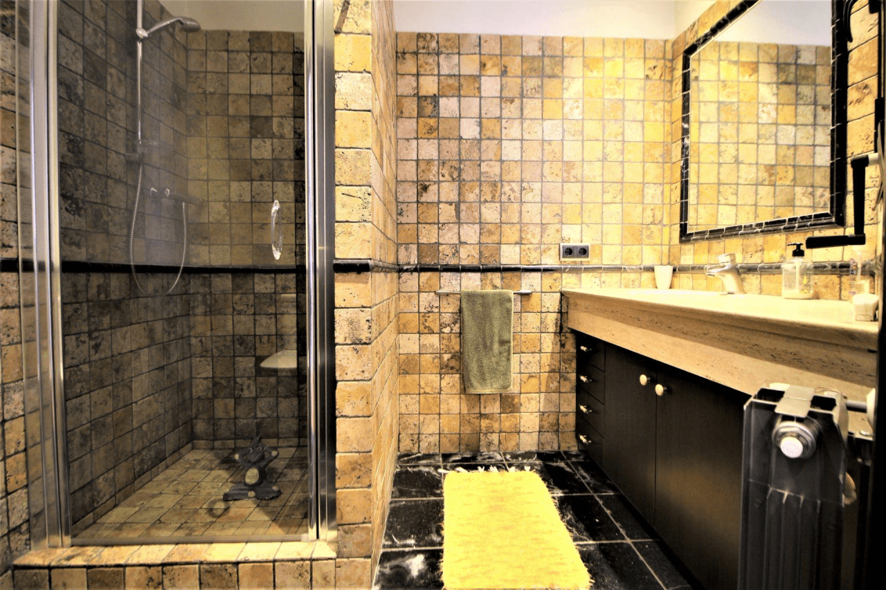 Chalet en venta de 4 dormitorios en La Font