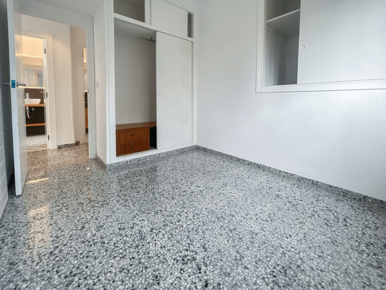 Chalet en venta de 4 dormitorios en Sant Joan d'Alacant