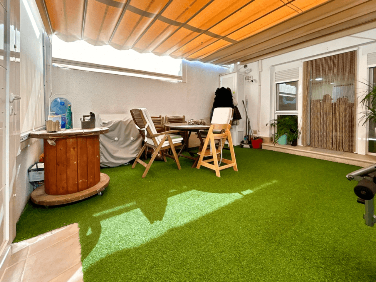 Bungalow renoviert in El Campello, Amerador: 3 Schlafzimmer, 2 Badezimmer.