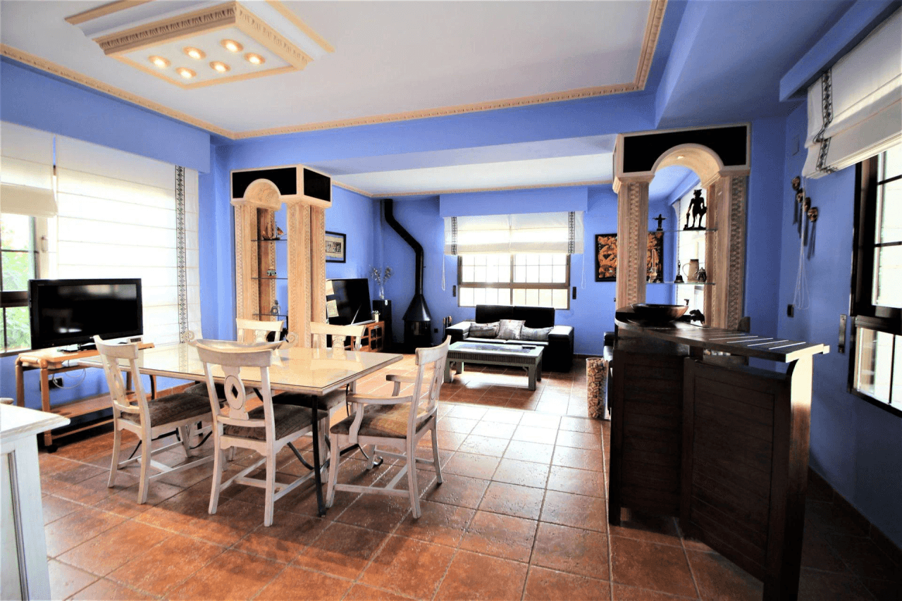 Chalet en venta de 4 dormitorios en La Font