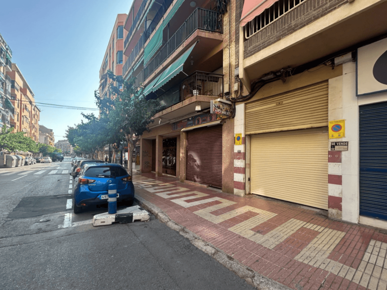 Local comercial en venta en Campello Pueblo, Alicante.