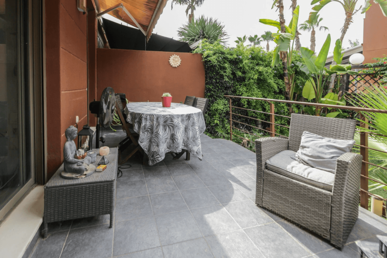 Bungalow zum Verkauf mit 4 Schlafzimmern und einem Pool in Playa San Juan