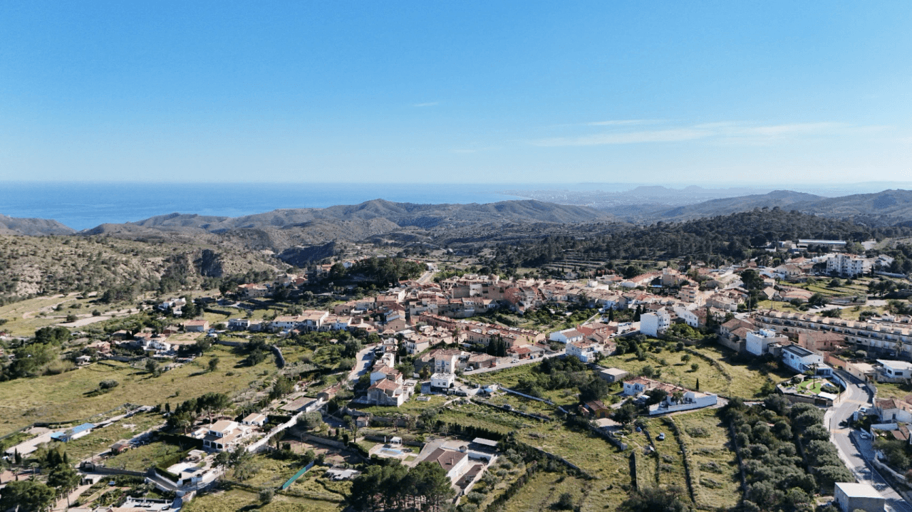 Parcela en venta en Aigües, Alicante - 163.69 m²