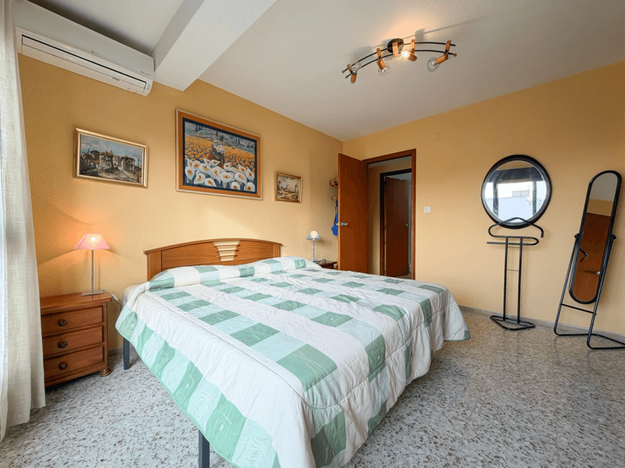 Apartamento en venta de 3 habitaciones en Campello Pueblo, Alicante