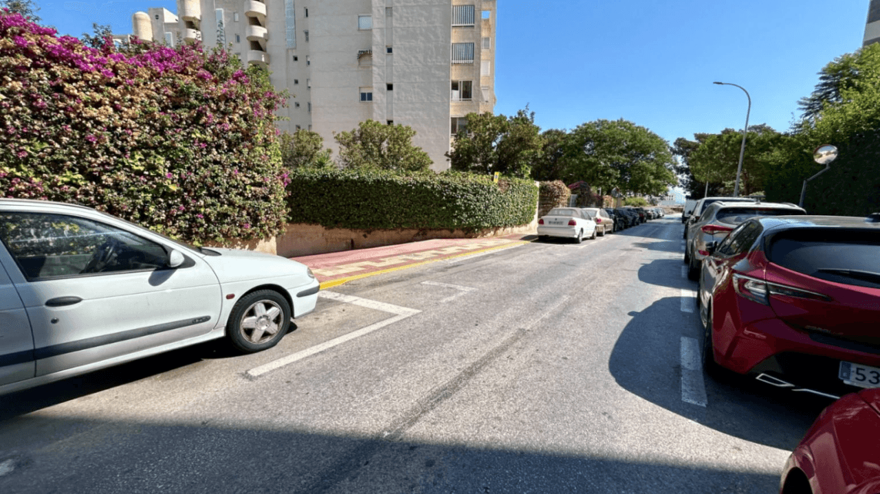 Garaje en venta en Playa Muchavista, El Campello, Alicante