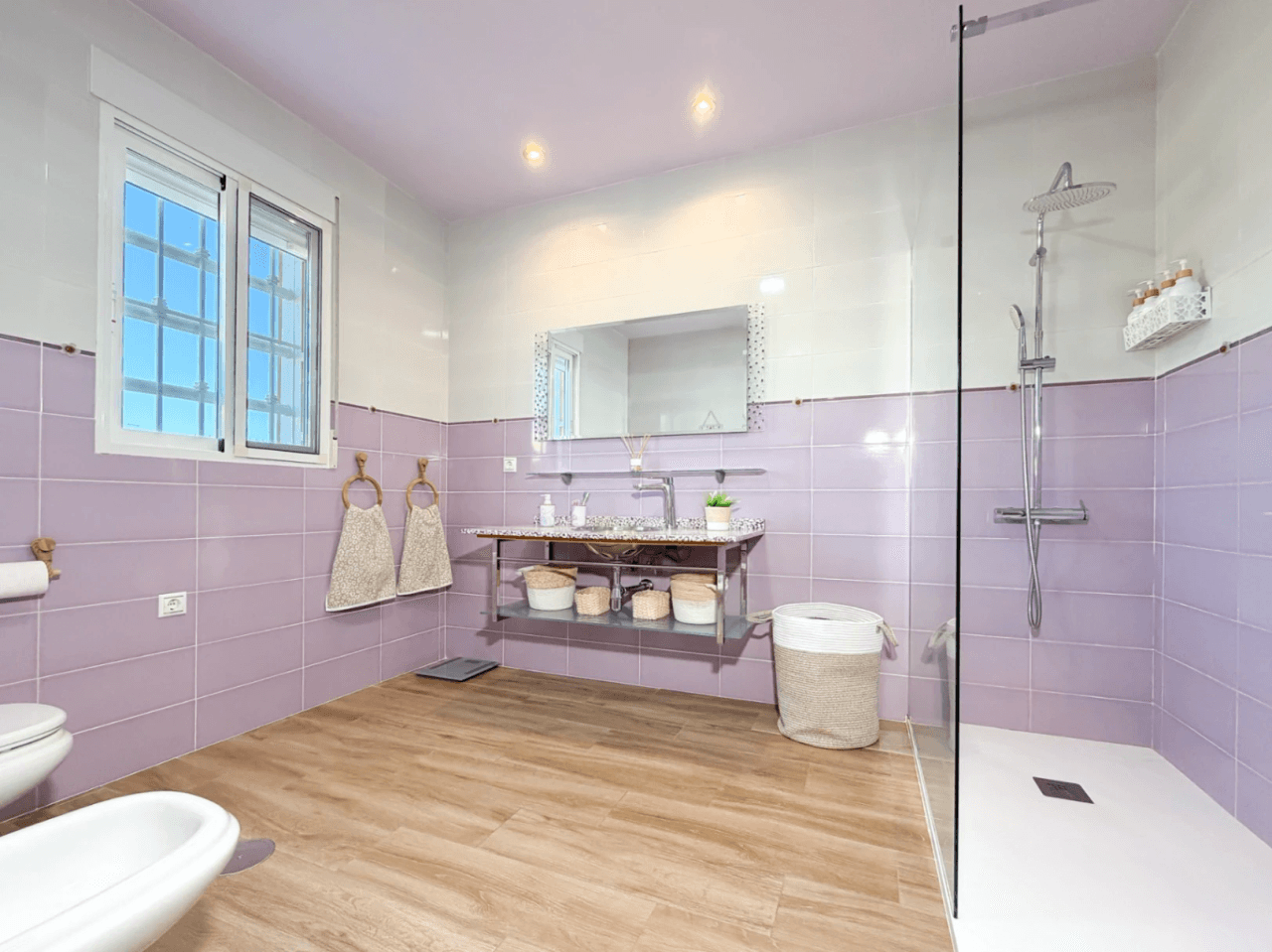 Chalet reformado en Aigües, Alicante: 3 dormitorios y jardín