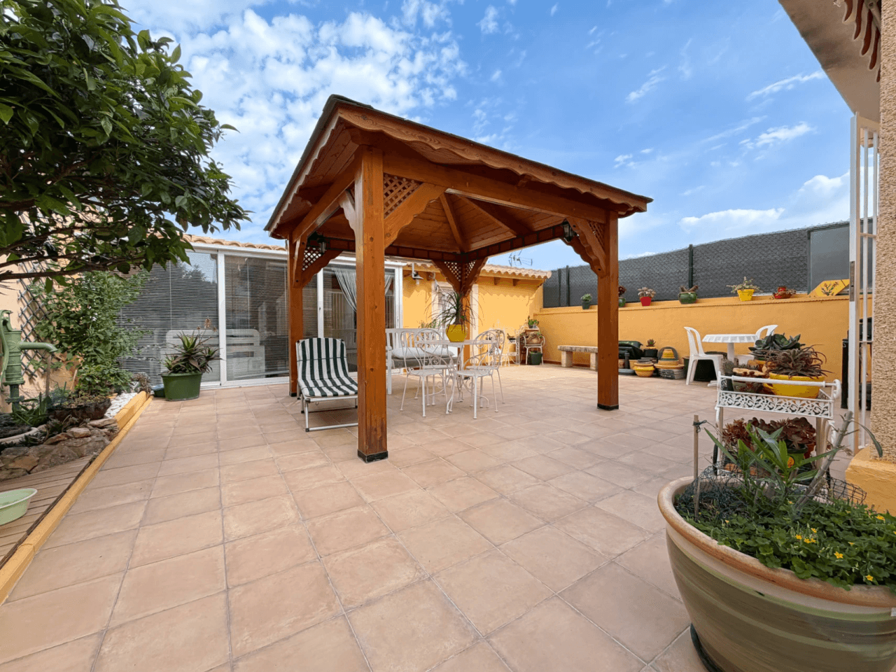 Casa pareada en Aigües, Alicante con 3 dormitorios en venta