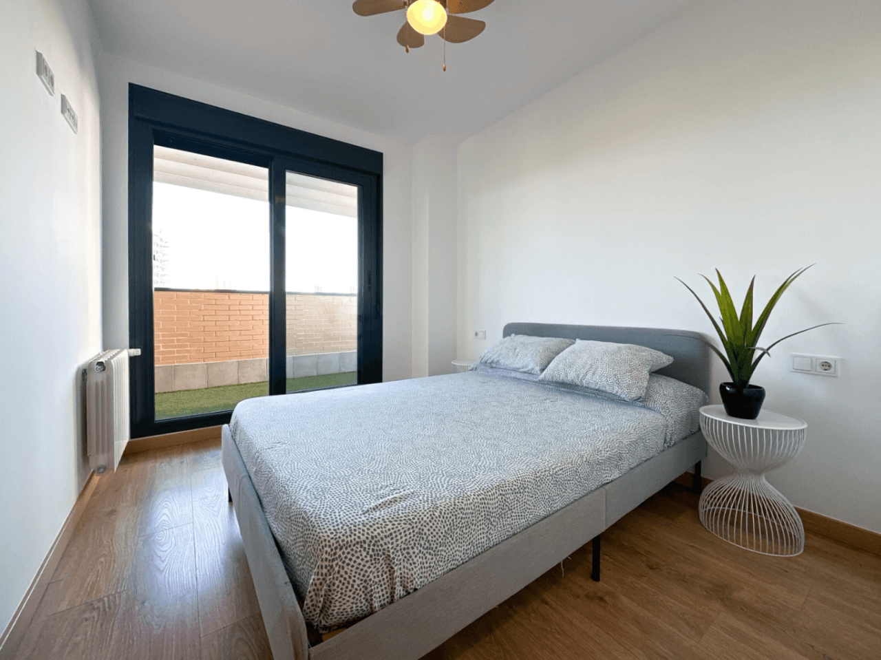 Apartamento moderno de 2 dormitorios en venta en Campello Pueblo