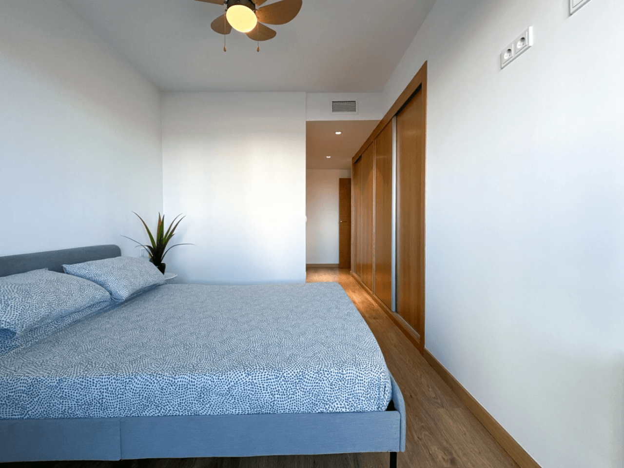 Apartamento moderno de 2 dormitorios en venta en Campello Pueblo