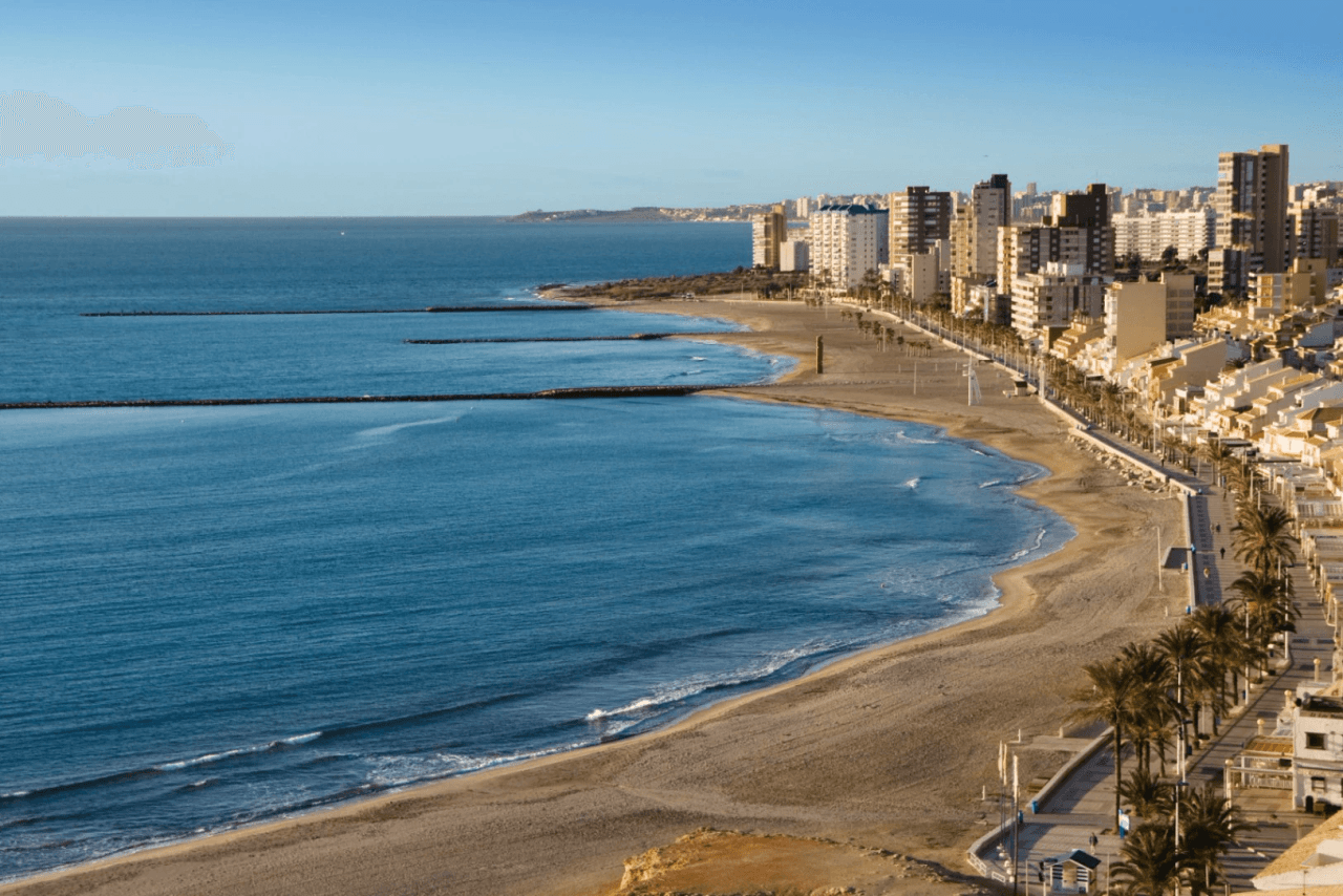 Apartamento moderno de 2 dormitorios en venta en Campello Pueblo
