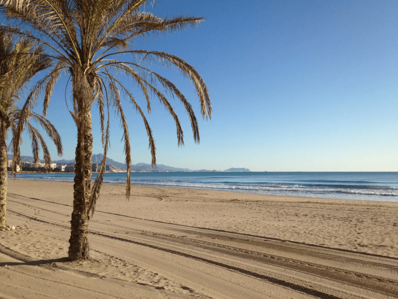 Apartamento moderno de 2 dormitorios en venta en Campello Pueblo
