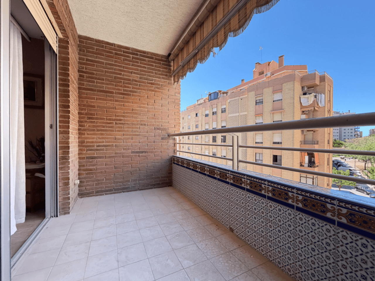 Apartamento en venta con 4 habitaciones en Campello Playa, El Campello.