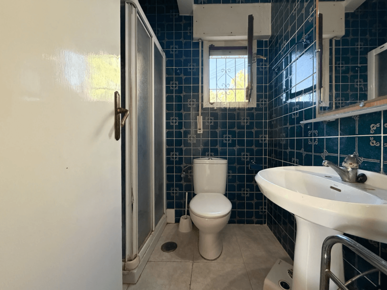 Chalet en venta en Coveta Fuma, El Campello - 3 habitaciones y piscina privada