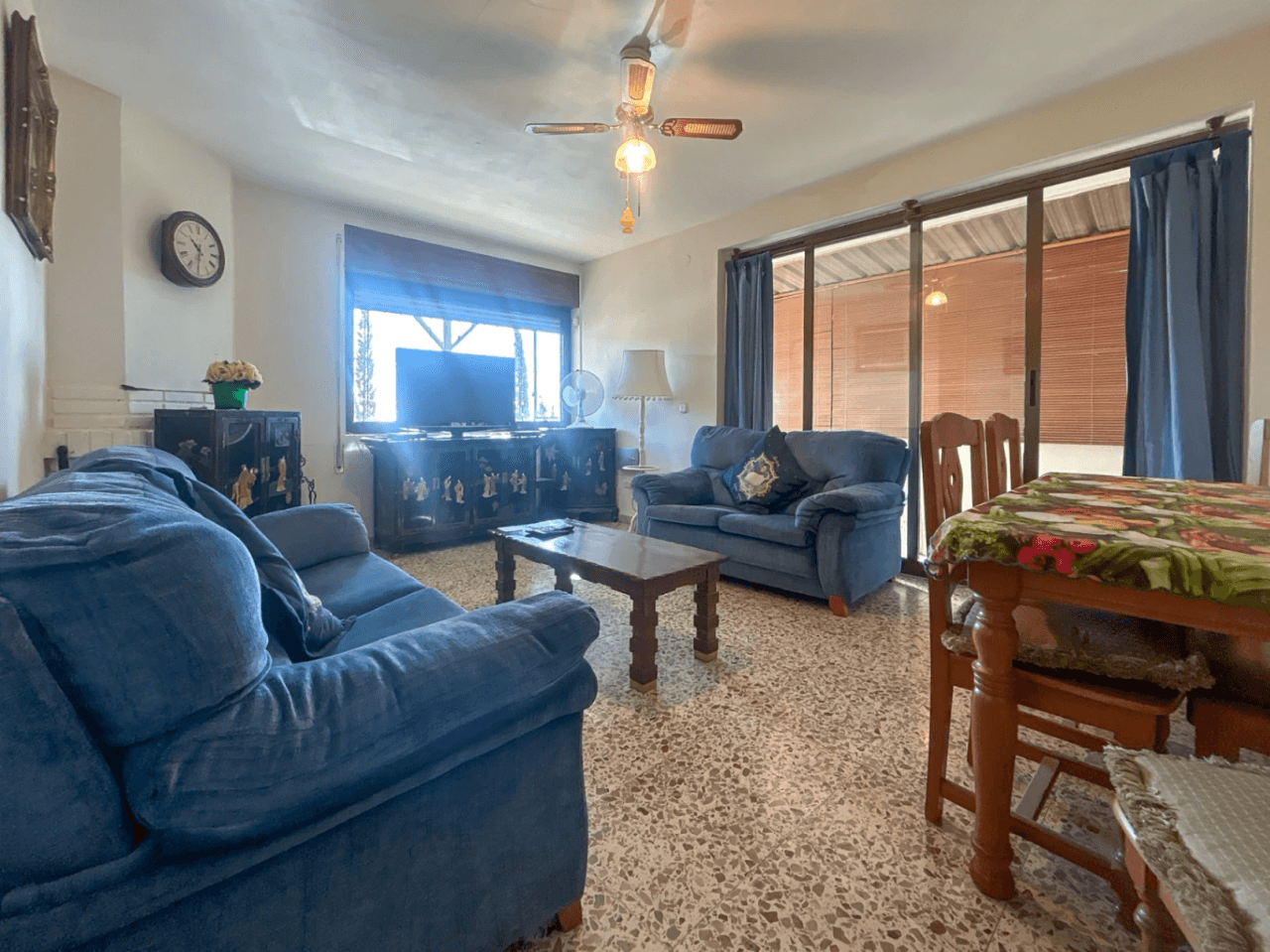 Chalet en venta con piscina y jardín en Coveta Fuma, El Campello