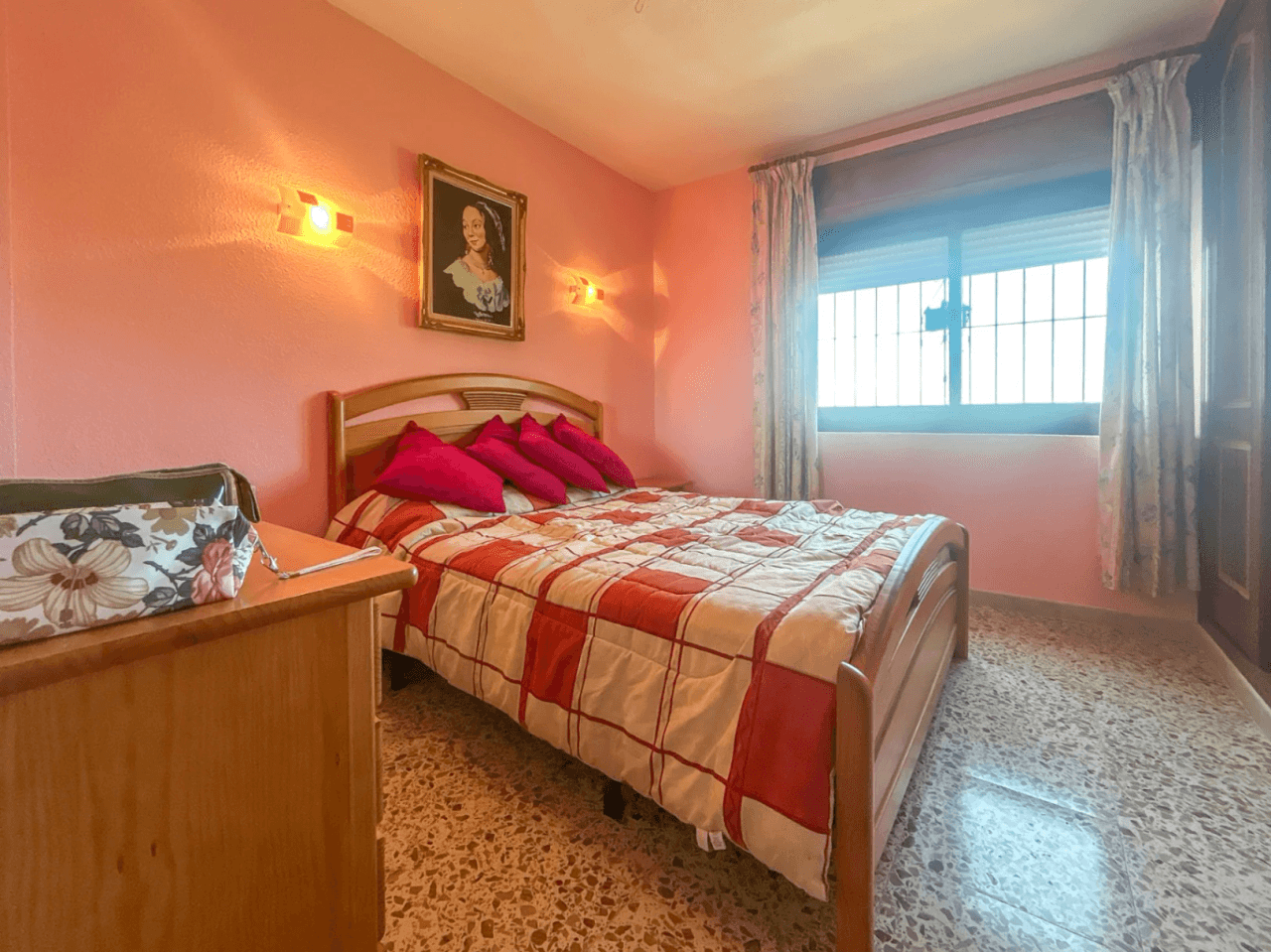 Chalet en venta con piscina y jardín en Coveta Fuma, El Campello