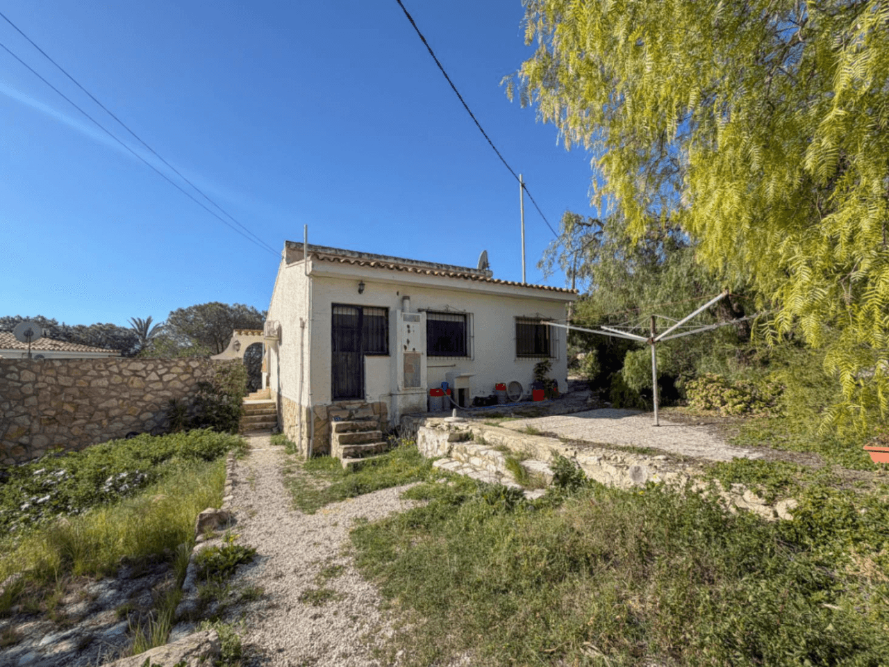 Chalet en venta en Coveta Fuma, El Campello - 3 habitaciones y piscina privada