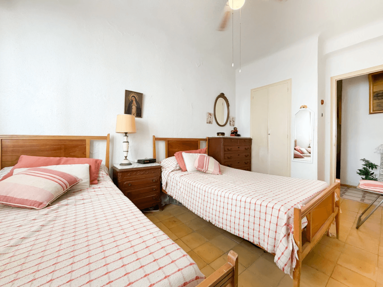 Apartamento en venta a reformar en Campello Playa, El Campello.