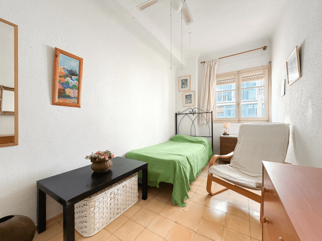 Apartamento en venta a reformar en Campello Playa, El Campello.