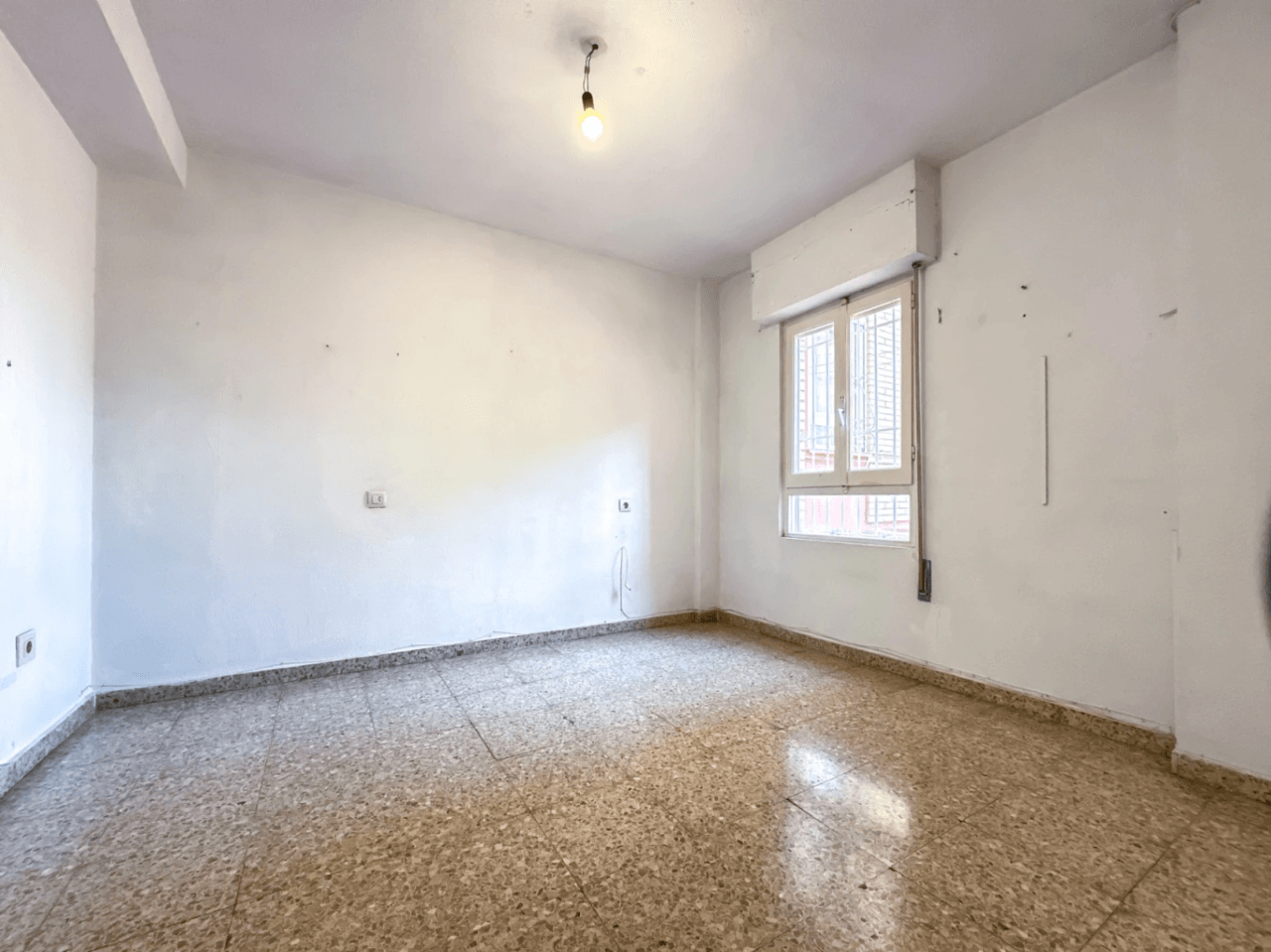 Apartamento en Campello Playa con 3 dormitorios y 1 baño