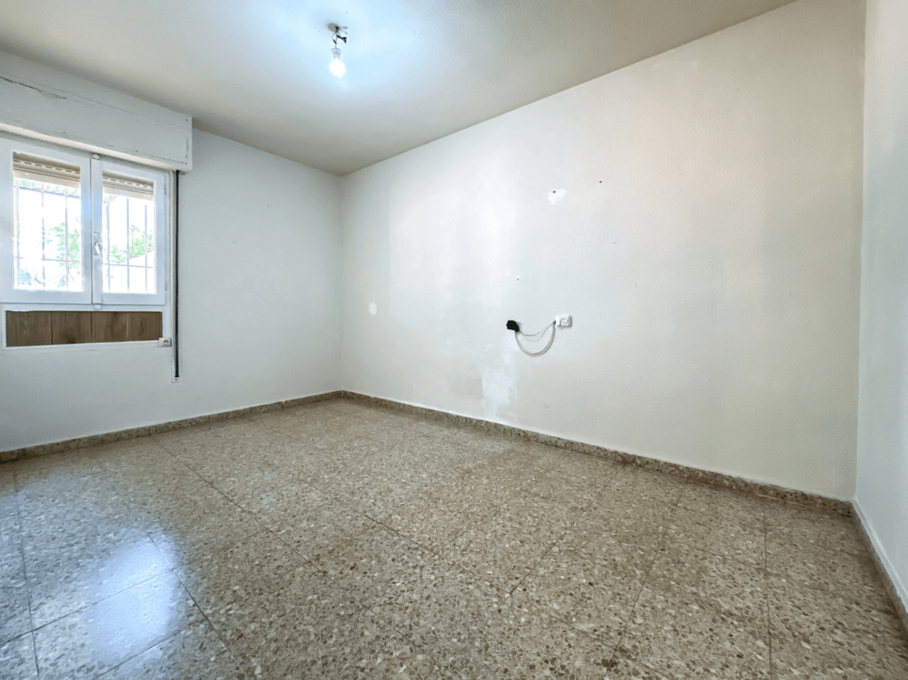 Apartamento en Campello Playa con 3 dormitorios y 1 baño
