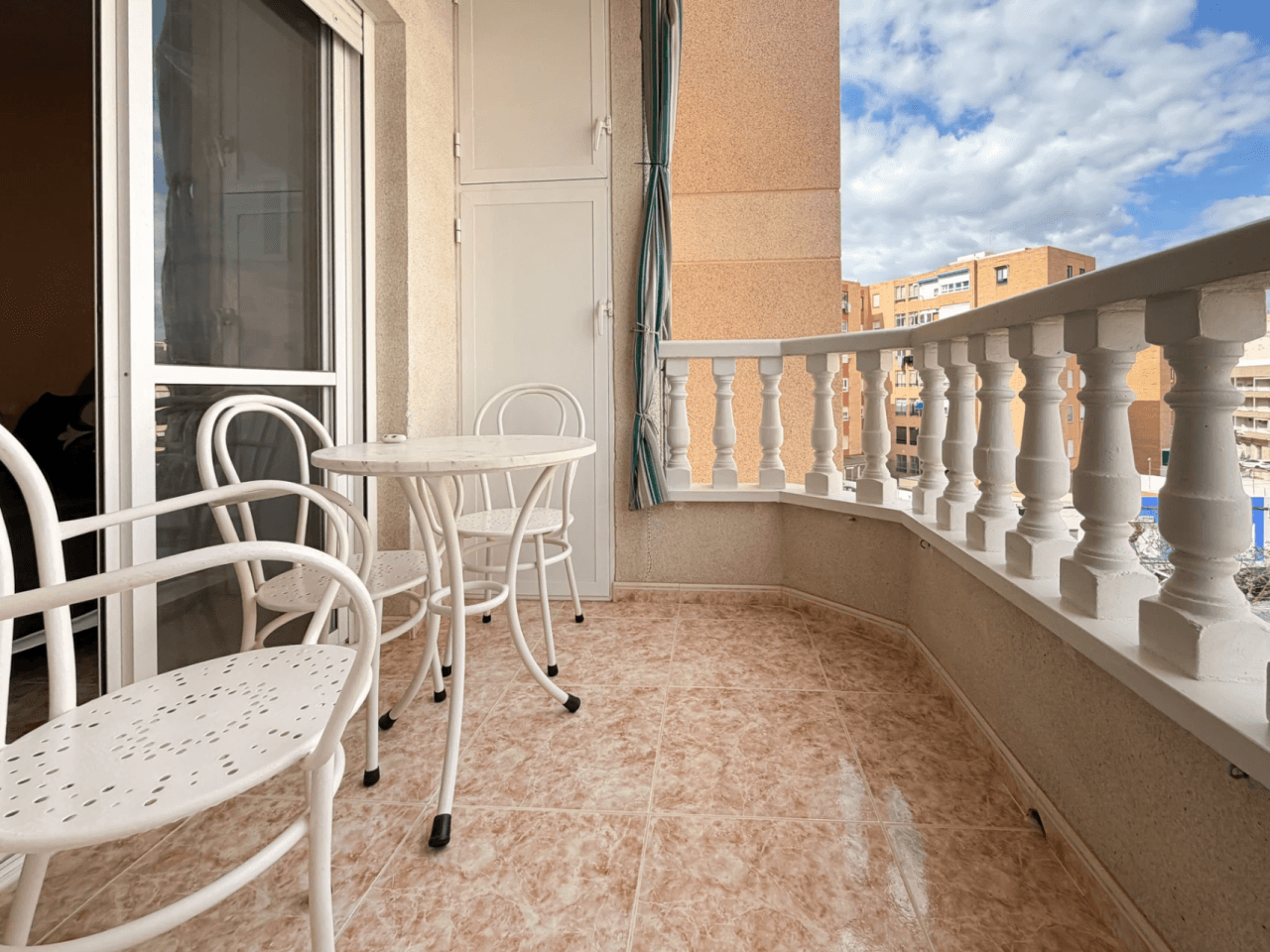 Apartamento en venta en Campello Playa, El Campello: 3 habitaciones, 2 baños.