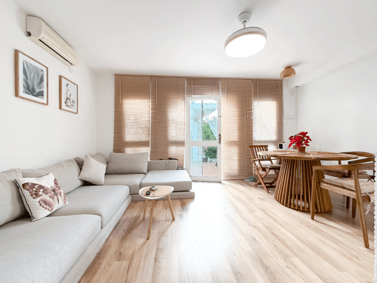 Sanierter Bungalow zum Verkauf mit 2 Schlafzimmern in El Campello, Amerador.