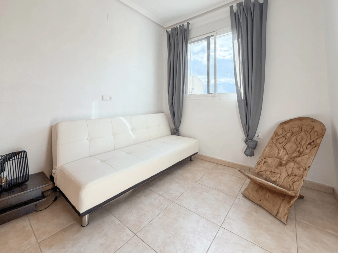 Bungalow zu verkaufen in Aigües mit 3 Schlafzimmern und Gemeinschaftspool.