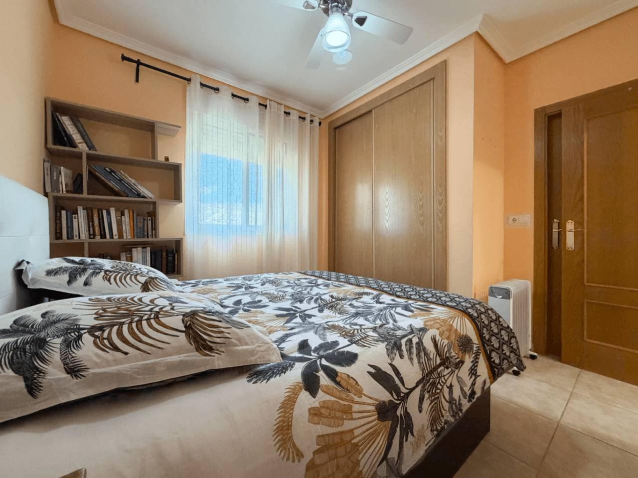 Bungalow zu verkaufen in Aigües mit 3 Schlafzimmern und Gemeinschaftspool.