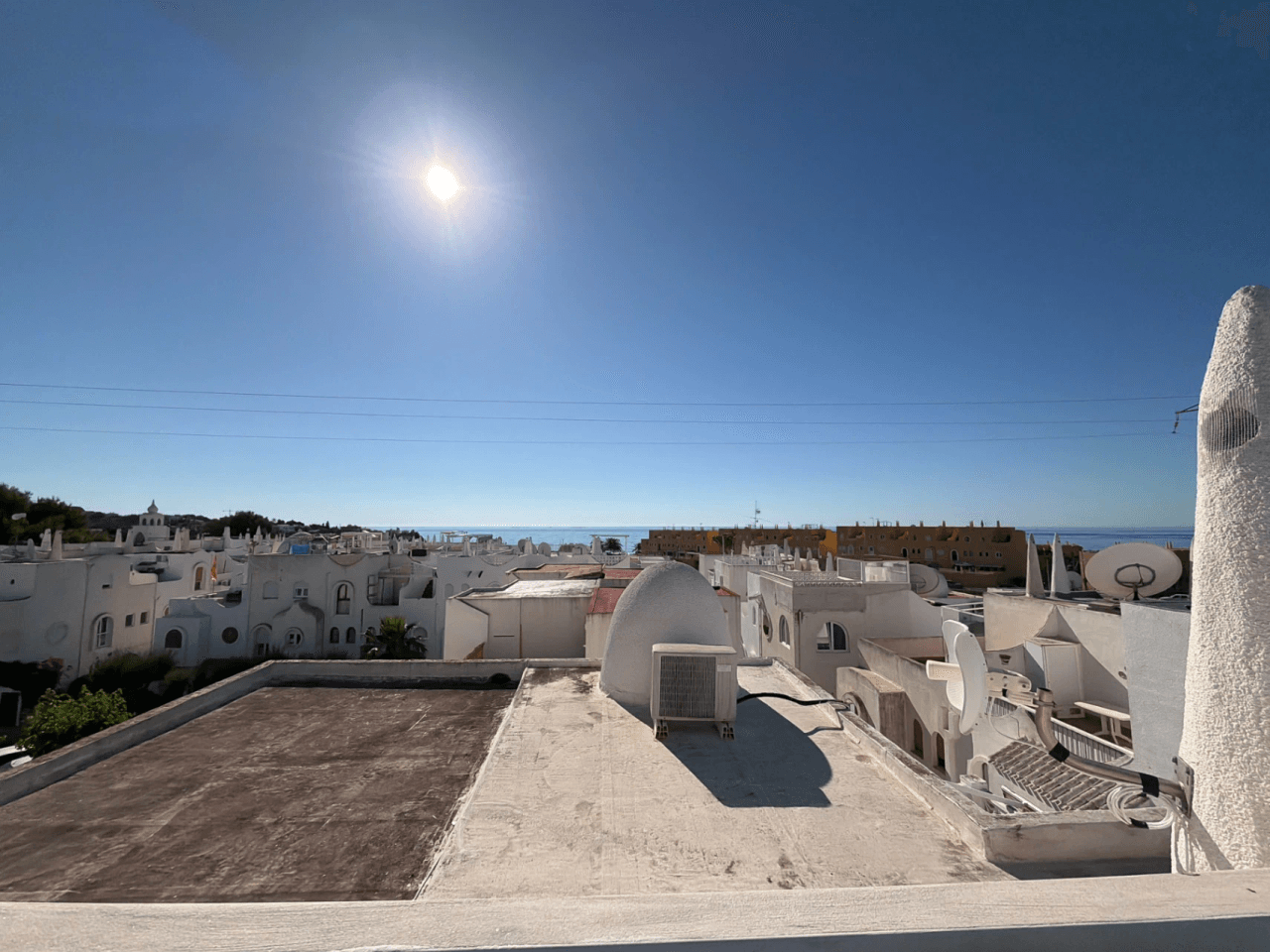 Sanierter Bungalow zum Verkauf mit 2 Schlafzimmern in El Campello, Amerador.