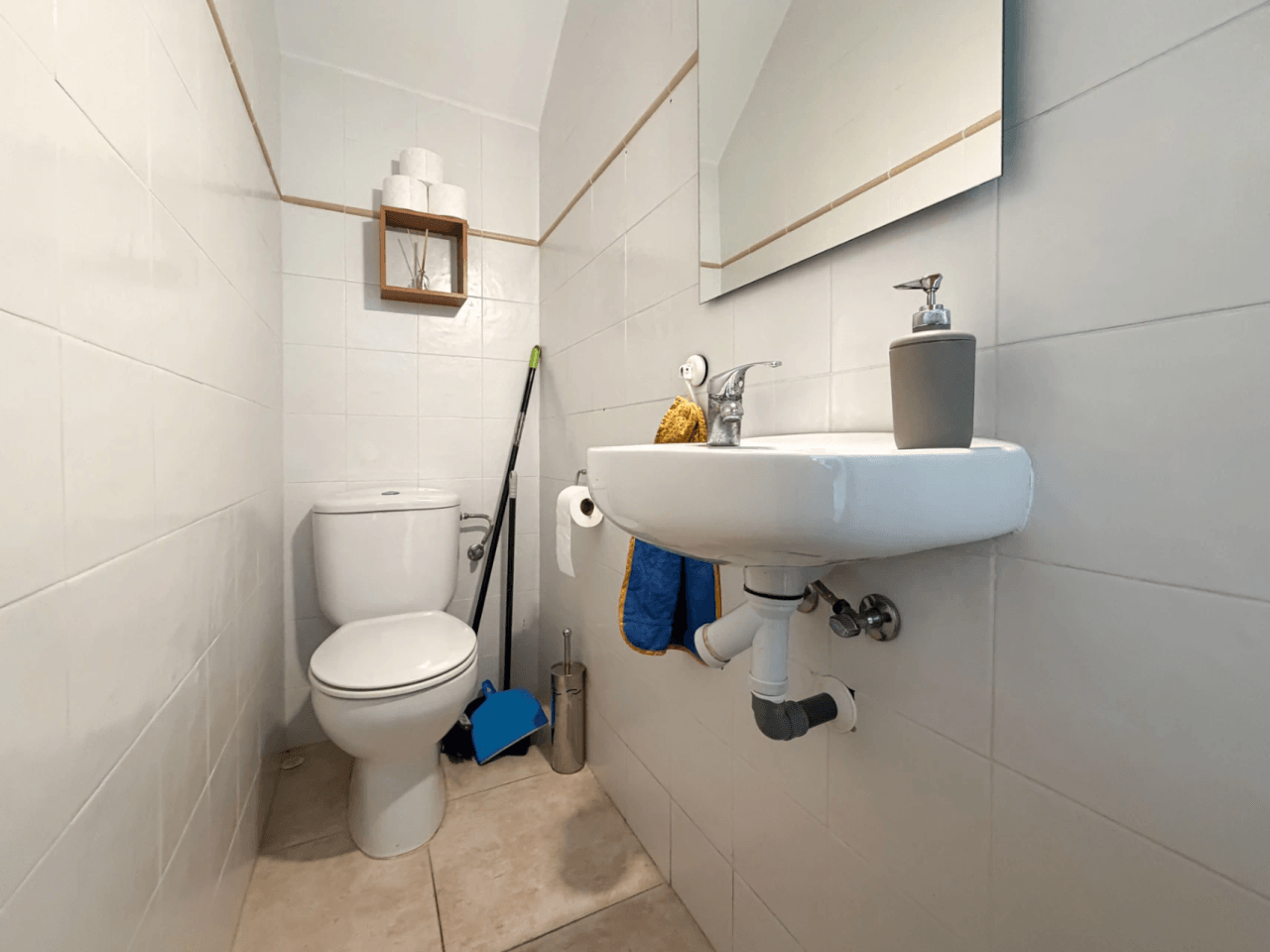 Bungalow zu verkaufen in Aigües mit 3 Schlafzimmern und Gemeinschaftspool.