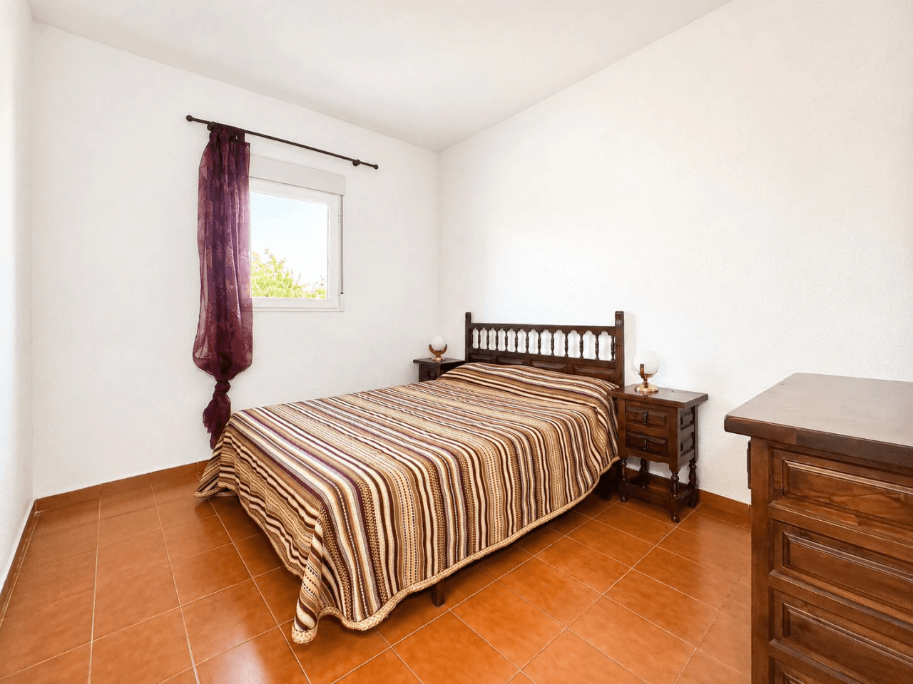 Bungalow na sprzedaż z 3 sypialniami w El Campello, Amerador