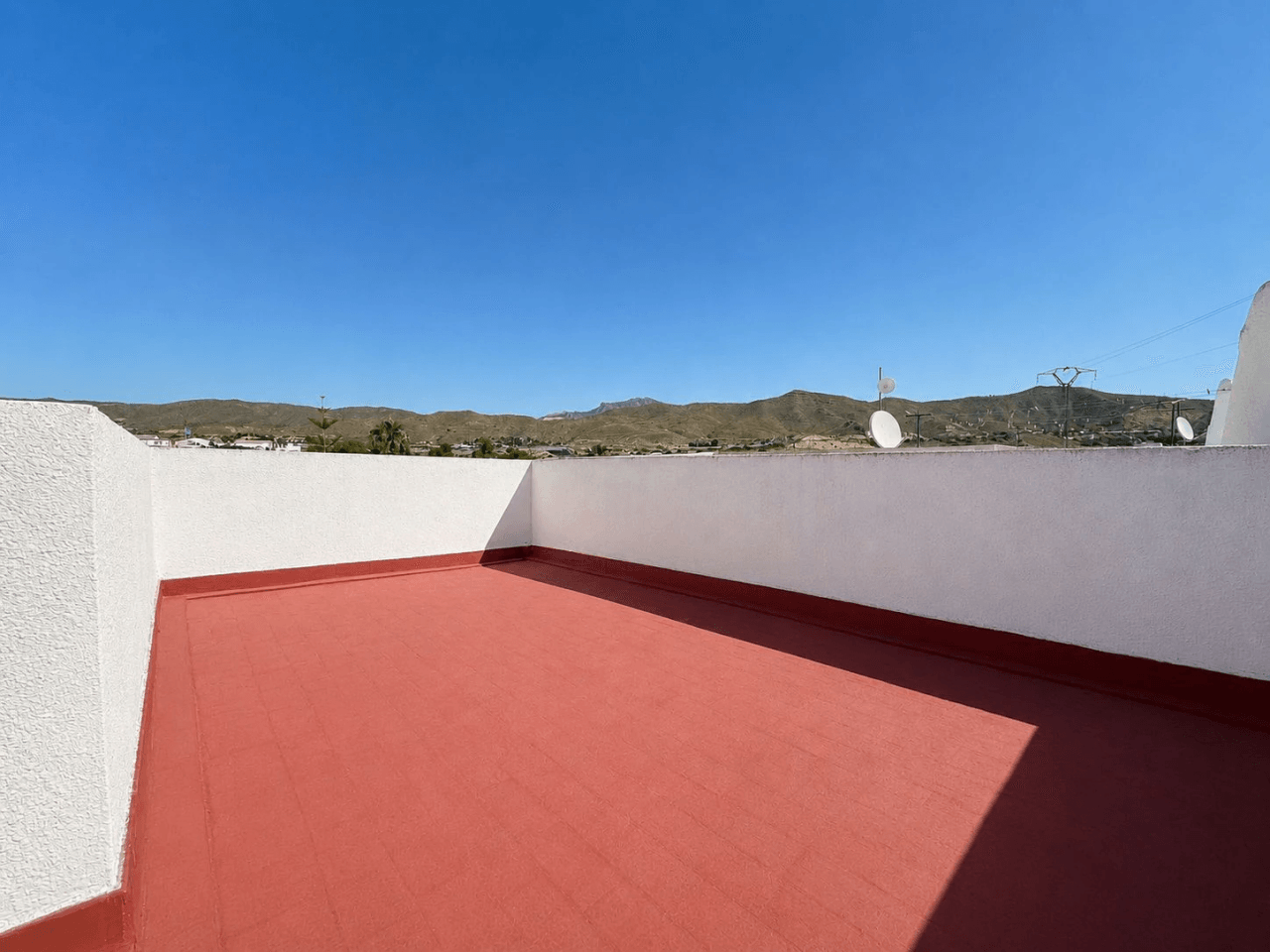 Bungalow na sprzedaż z 3 sypialniami w El Campello, Amerador